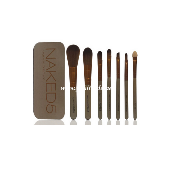 Traveling brush sets